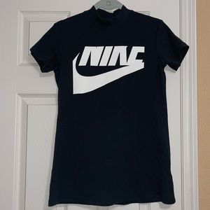Nike Mock Neck Top
